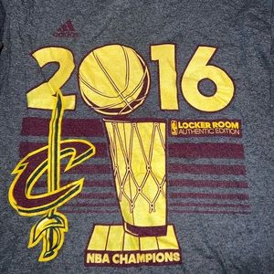 2016 Cleveland cavs championship T-shirt medium